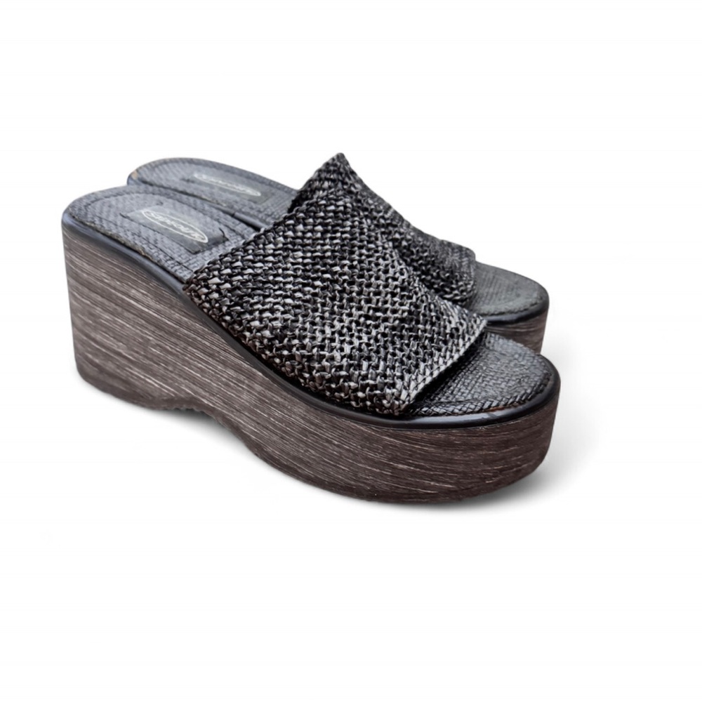 Women's Black Woven Platform Sandals
